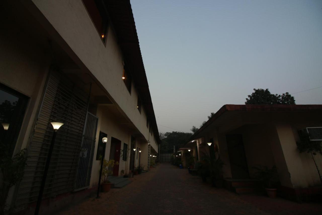Hotel Nest Inn Residency Bhiwandi Экстерьер фото