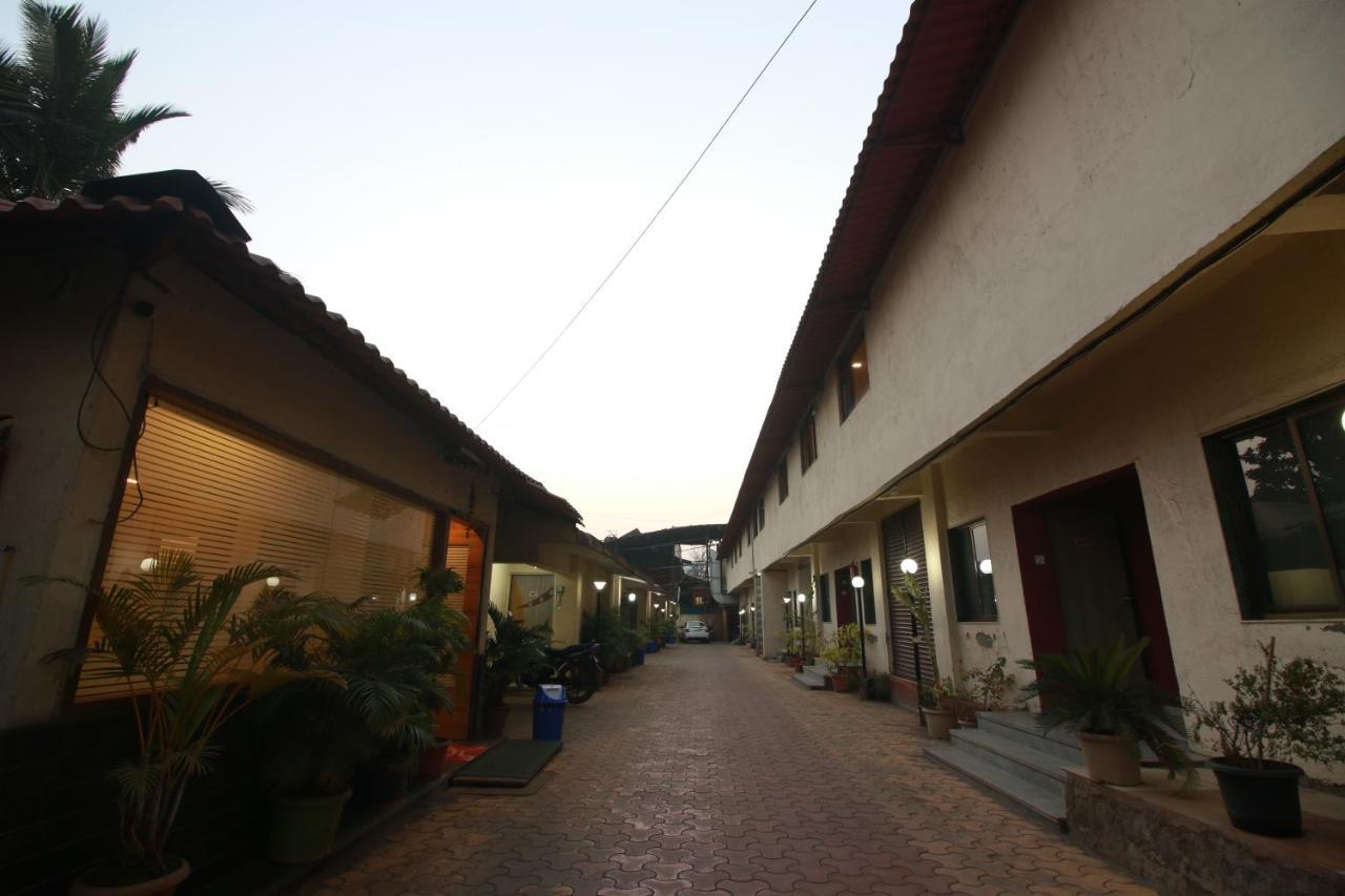 Hotel Nest Inn Residency Bhiwandi Экстерьер фото